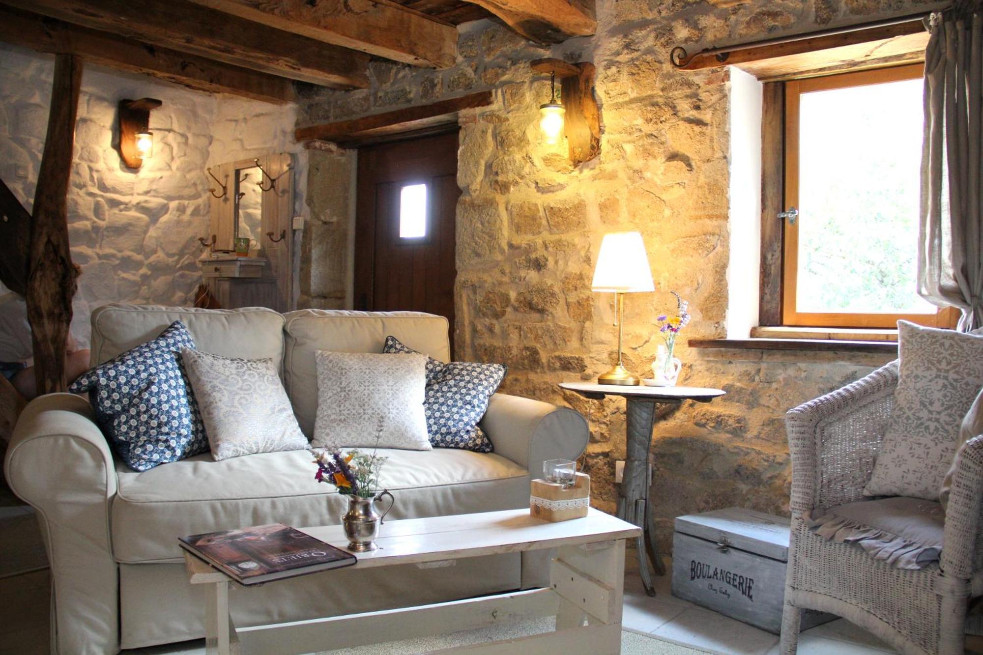 La Belle Ame Bed and Breakfast Saint-Priest-des-Champs Værelse billede